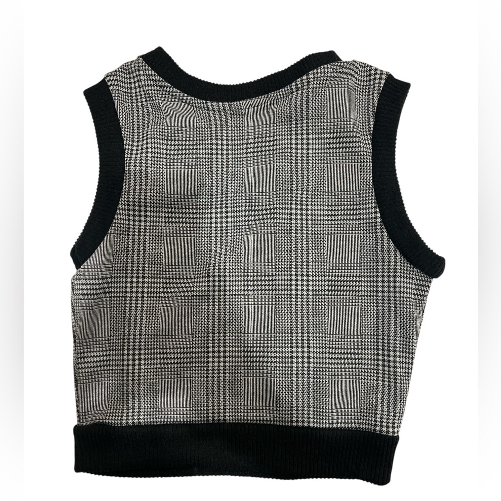 LN Haley and June light sweater vest  juniors size medium M Crop Plaid Black - Picture 2 of 6